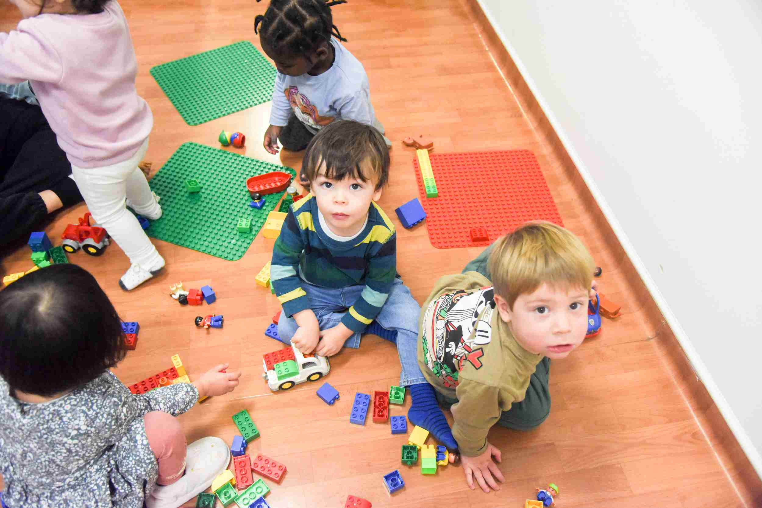 Auxiliaire Petite Enfance H/F | Bourg La Reine | Babilou